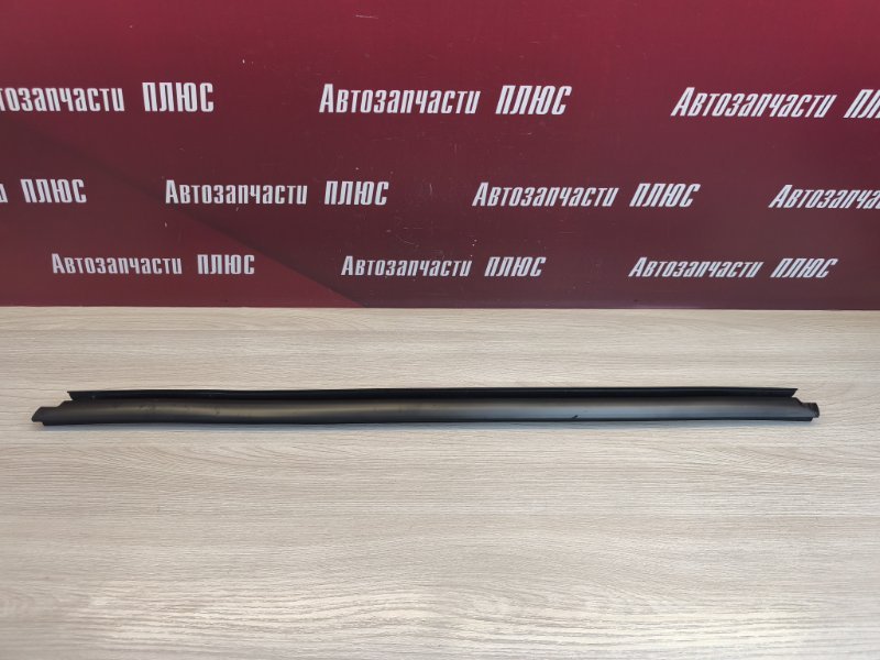 Уплотнитель стекла двери внутренний