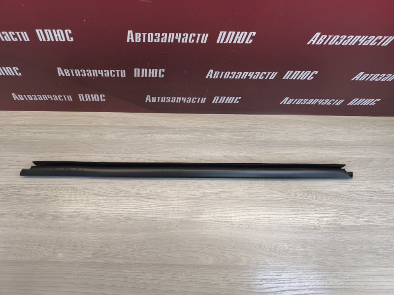 Уплотнитель стекла двери внутренний