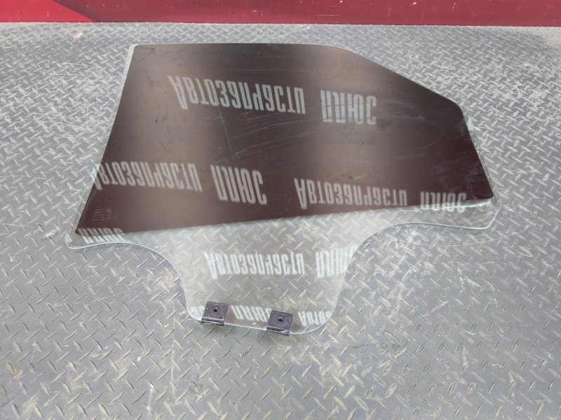 Стекло двери