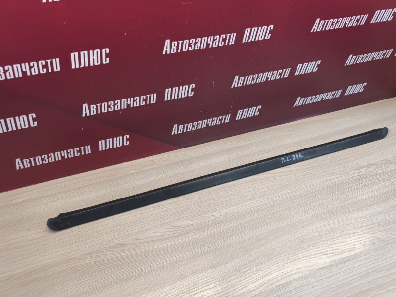 Уплотнитель стекла двери внешний