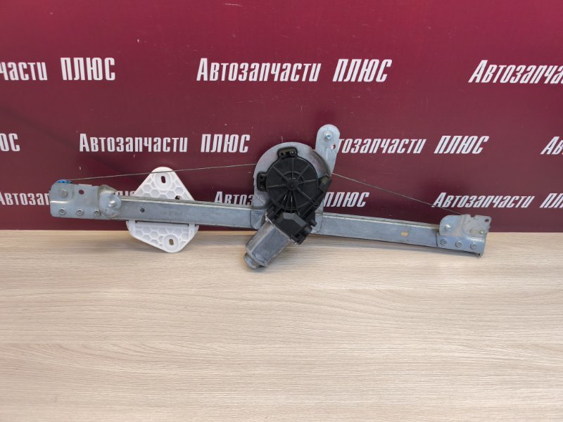 Стеклоподъемник    двери