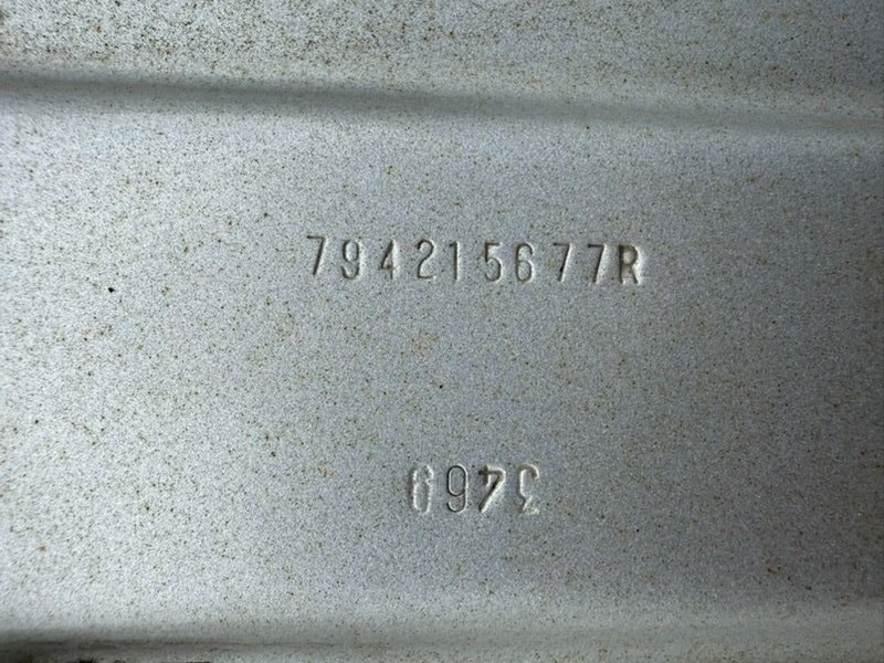 Задняя полка