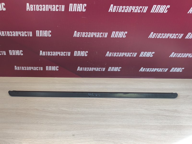 Уплотнитель стекла двери внешний