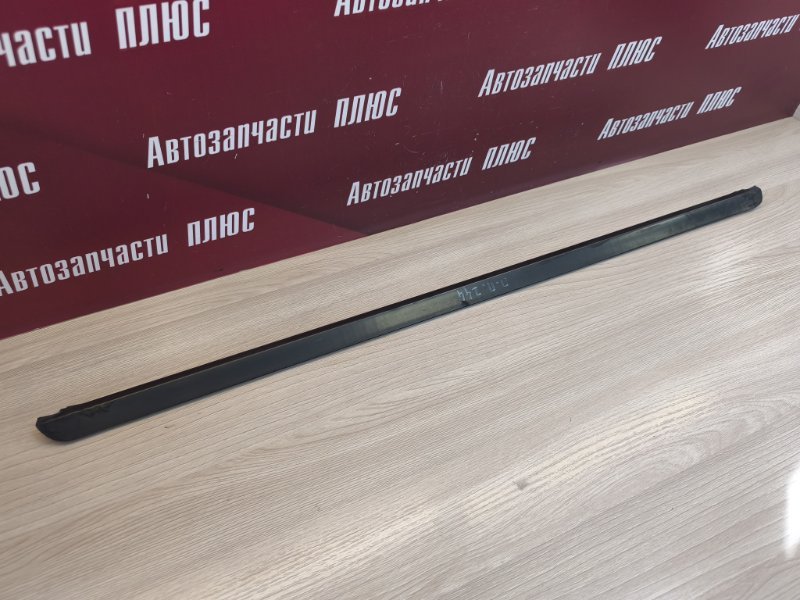 Уплотнитель стекла двери внешний