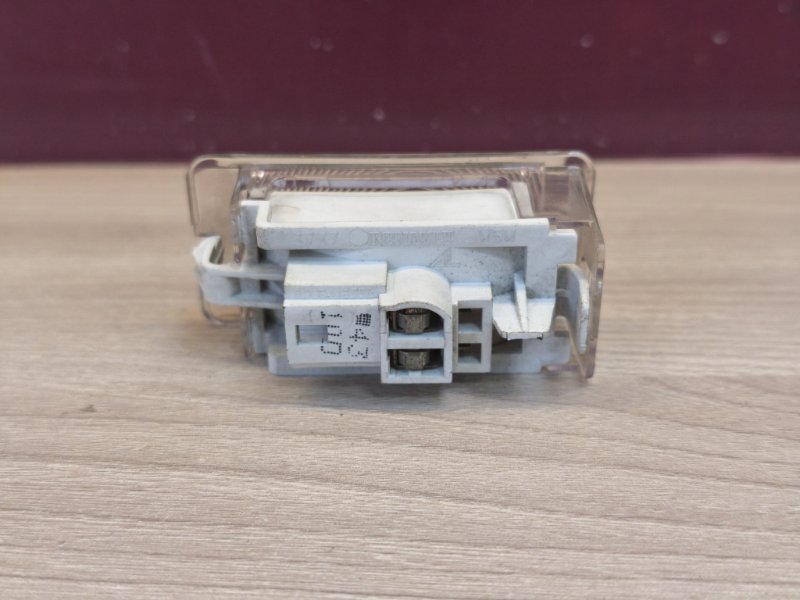 Плафон подсветки багажника