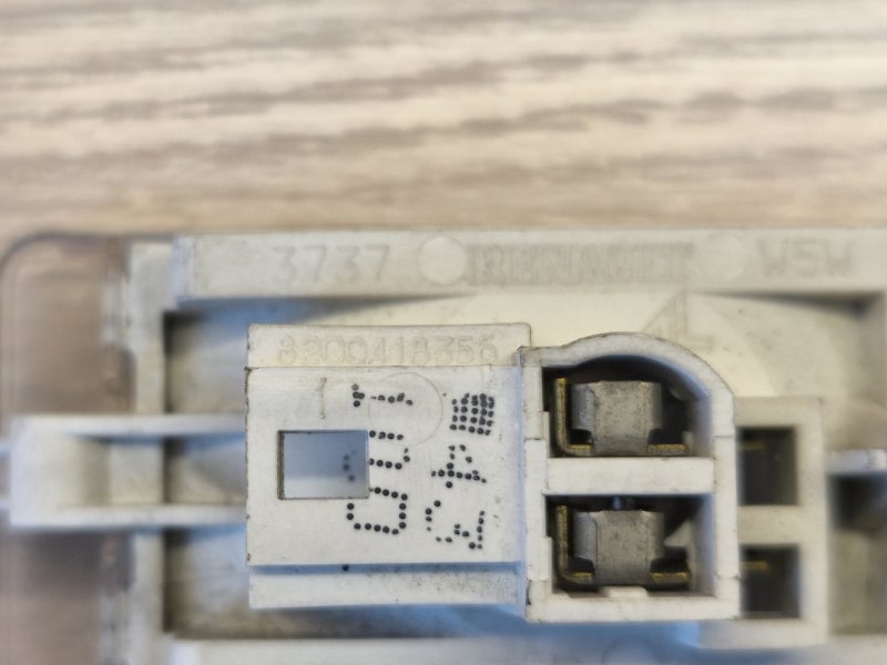 Плафон подсветки багажника