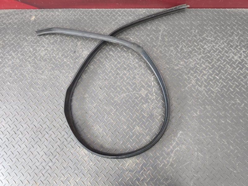 Уплотнительная резинка крыши