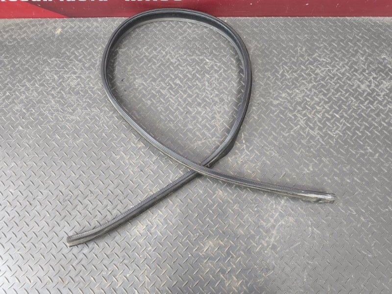 Уплотнительная резинка крыши