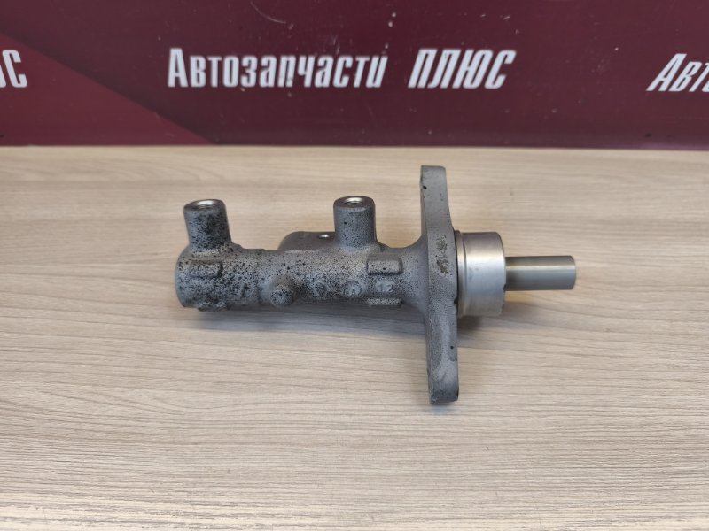 Главный тормозной цилиндр