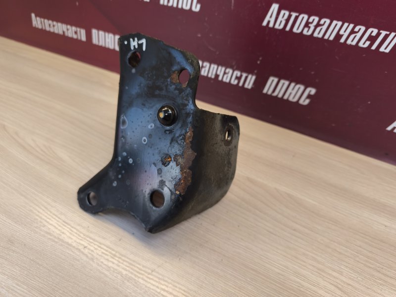 Кронштейн балки