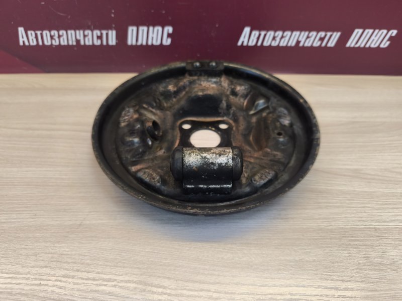 тормозные щитки