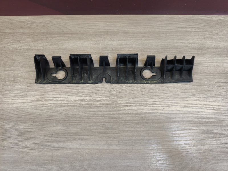 Кронштейн бампера