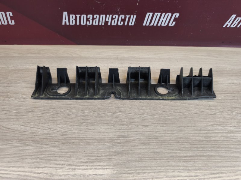 Кронштейн бампера