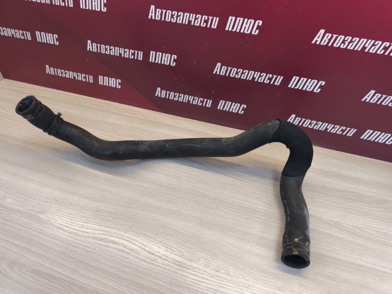 Патрубок радиатора