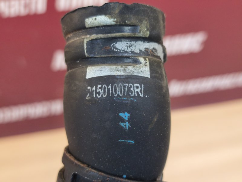 Патрубок радиатора