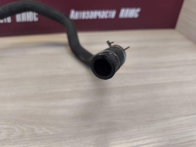 Патрубок радиатора