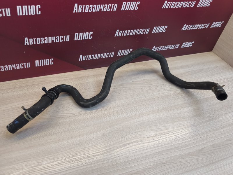 Патрубок радиатора