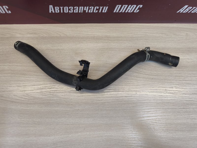 Патрубок отопителя