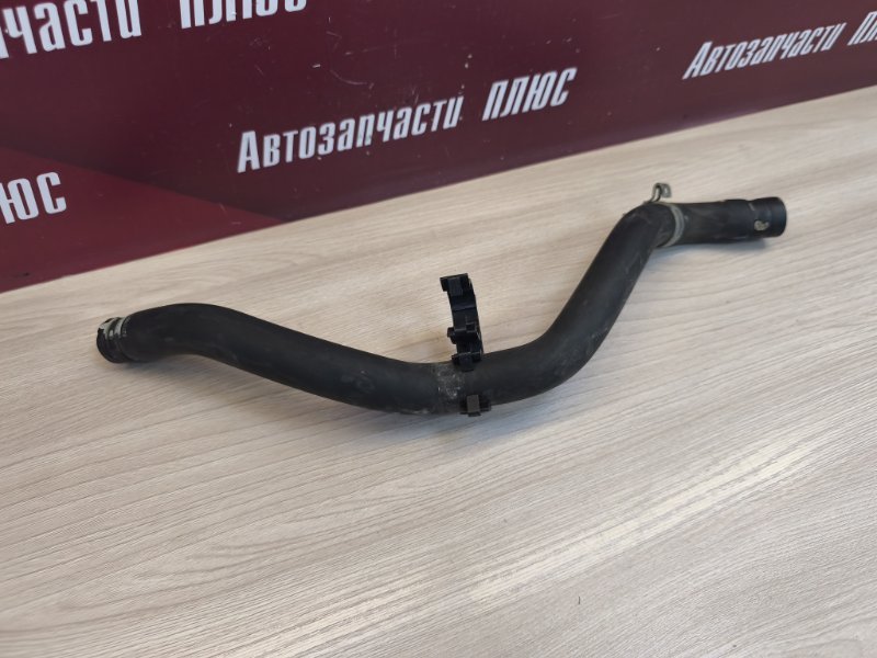 Патрубок отопителя