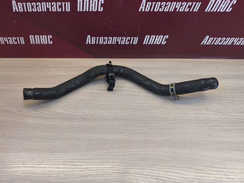 Патрубок отопителя