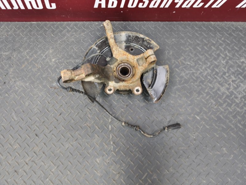 Кулак поворотный