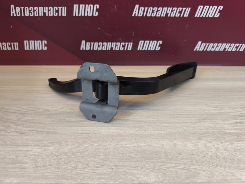 Педаль газа