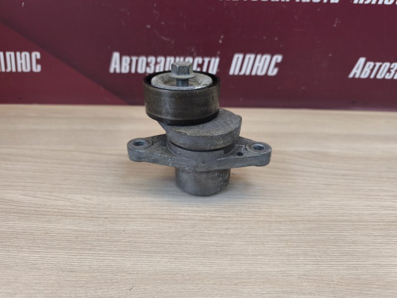 Ролик натяжителя грм