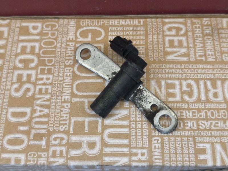 Датчик положения коленвала