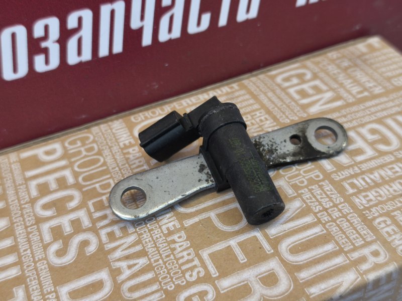 Датчик положения коленвала