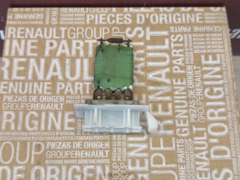 Резистор отопителя