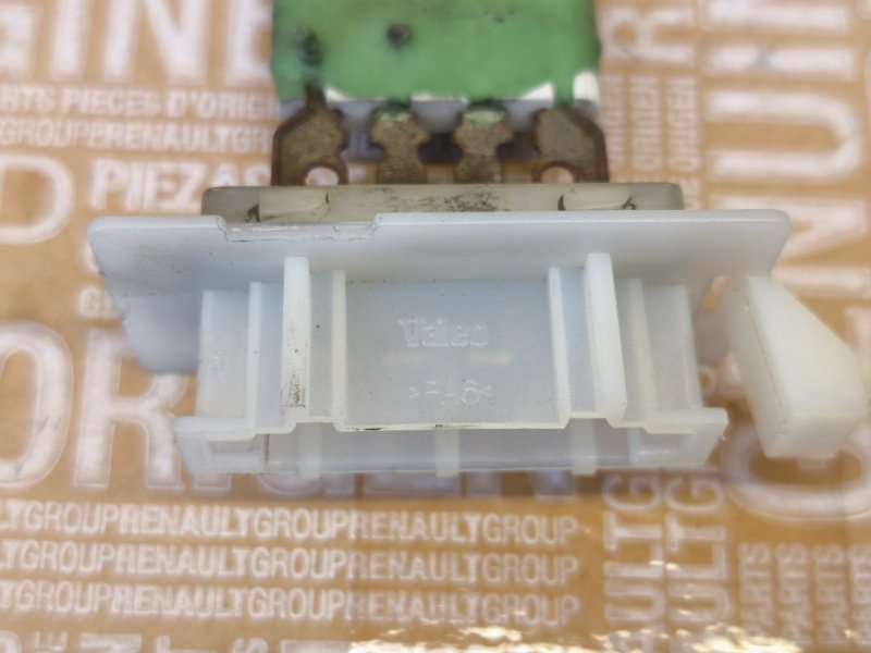 Резистор отопителя