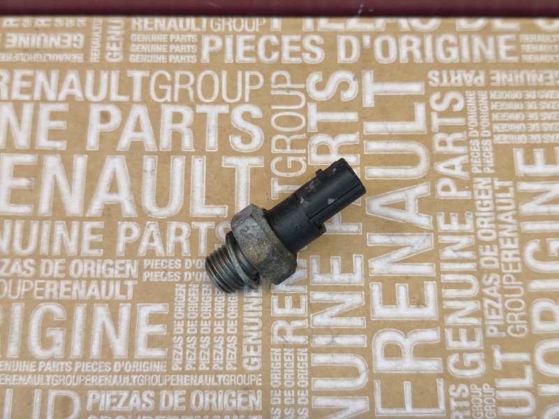 Датчик давления масла