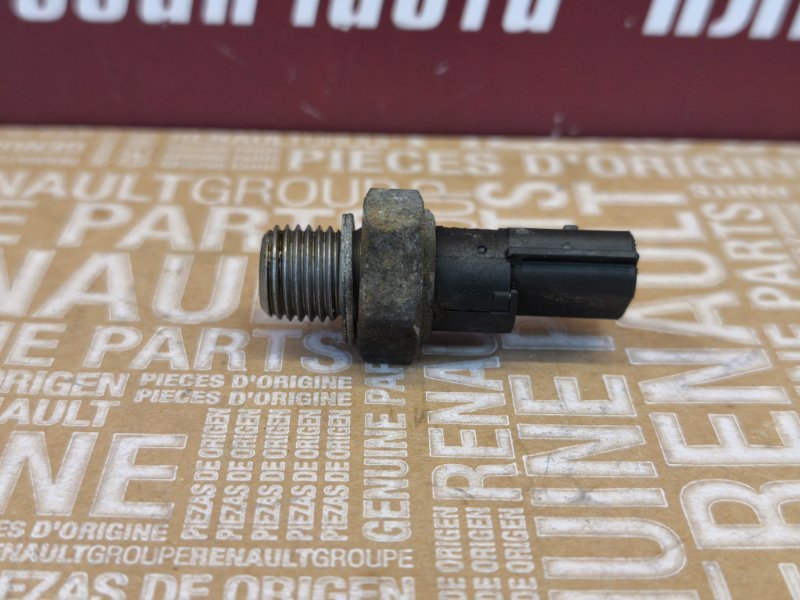 Датчик давления масла