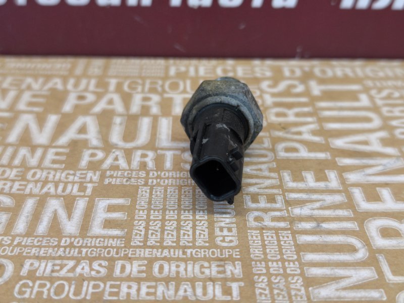 Датчик давления масла