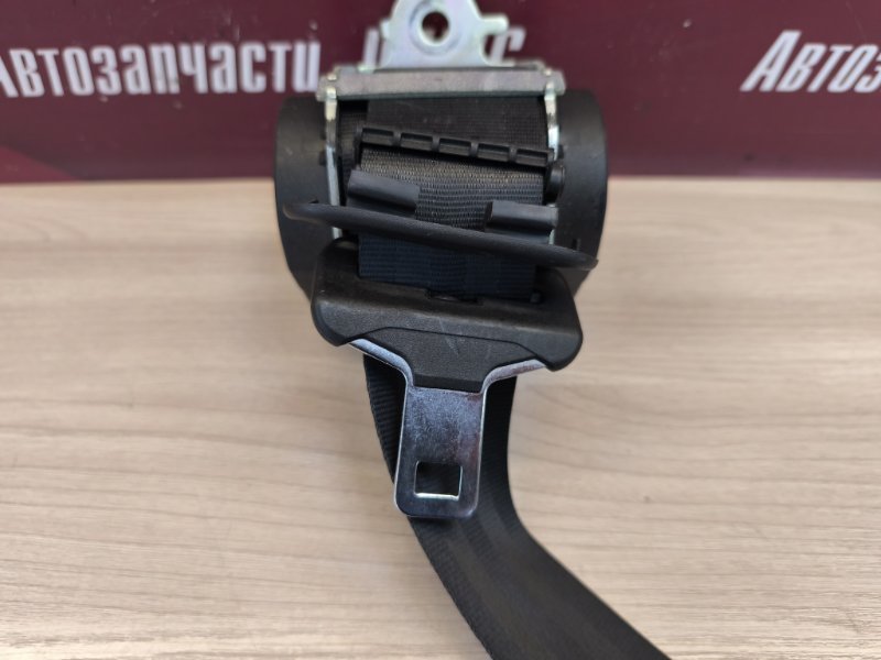 Ремень безопасности