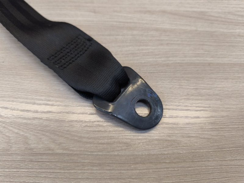 Ремень безопасности