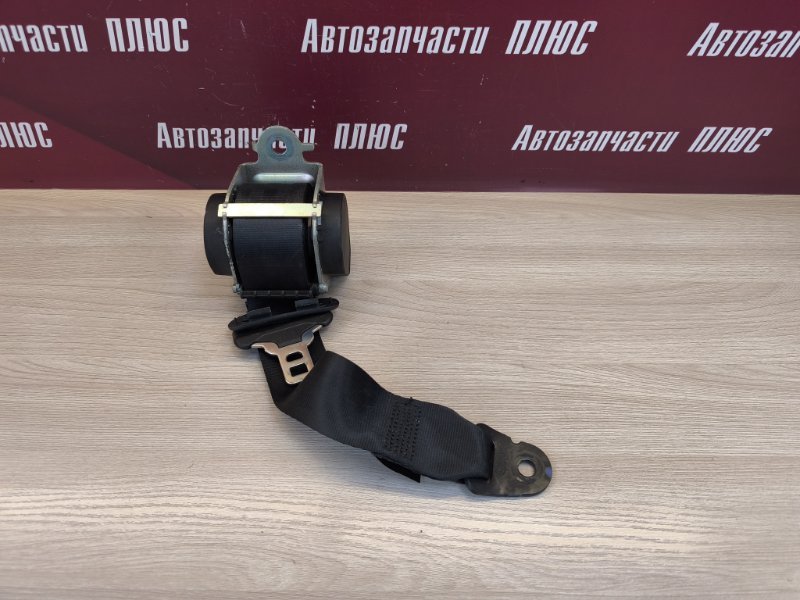 Ремень безопасности