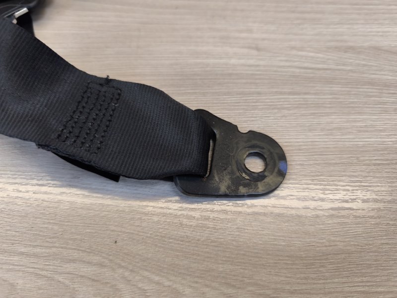 Ремень безопасности