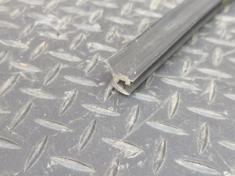 Уплотнитель   стекла