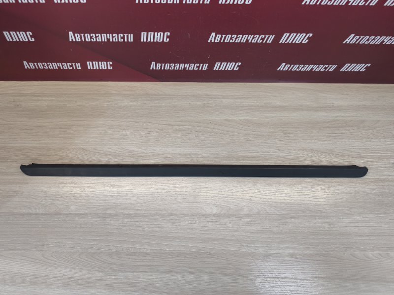 Уплотнитель стекла двери внешний