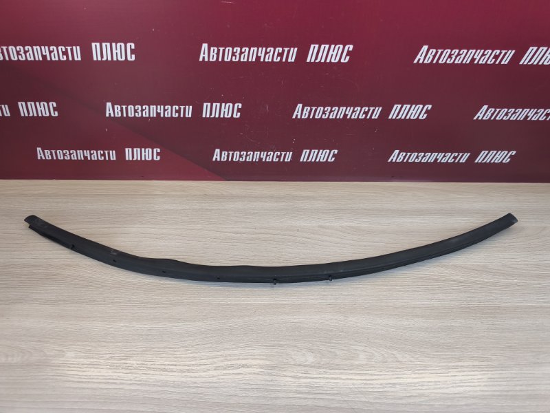 Уплотнительная резинка боковой двери