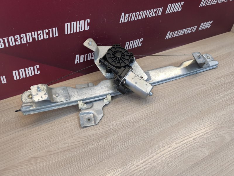 Стеклоподъемник    двери