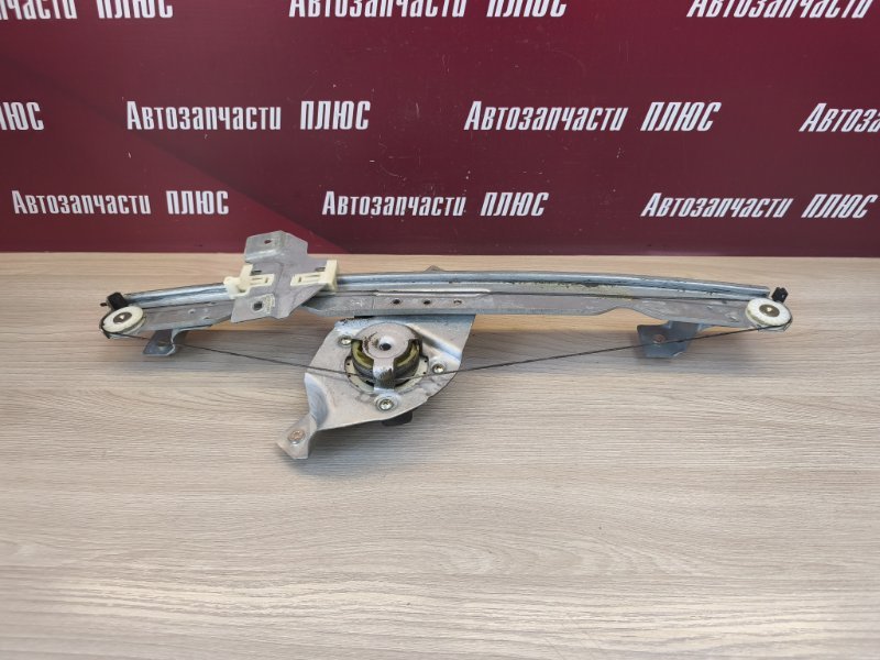 Стеклоподъемник    двери