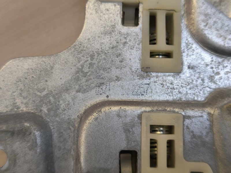 Стеклоподъемник    двери