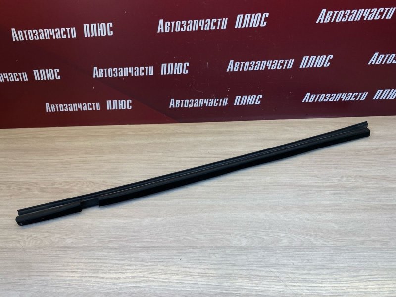 Уплотнитель стекла двери внутренний