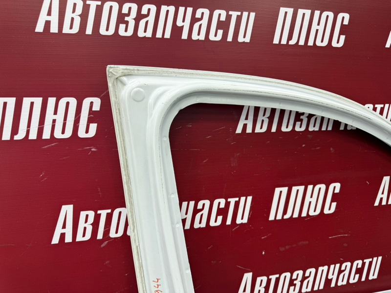 Дверь боковая