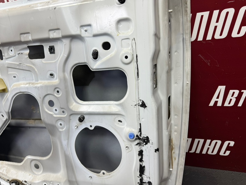 Дверь боковая