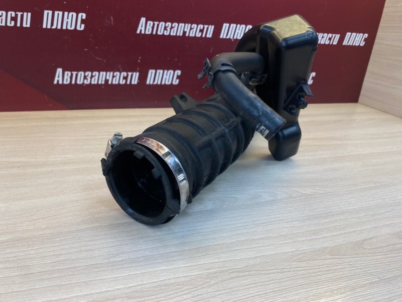 Патрубок воздушного фильтра