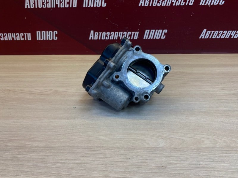 Дроссельная заслонка