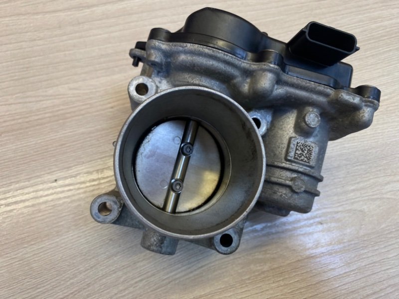 Дроссельная заслонка